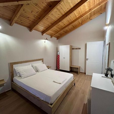 Amazing Familiar Apartments And Rooms Saranda Dış mekan fotoğraf