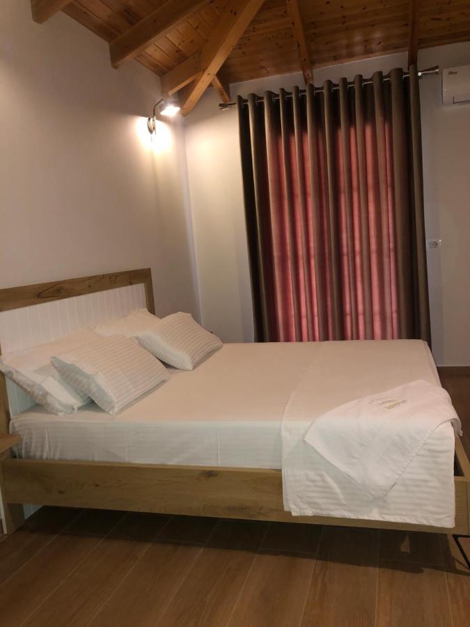 Amazing Familiar Apartments And Rooms Saranda Dış mekan fotoğraf