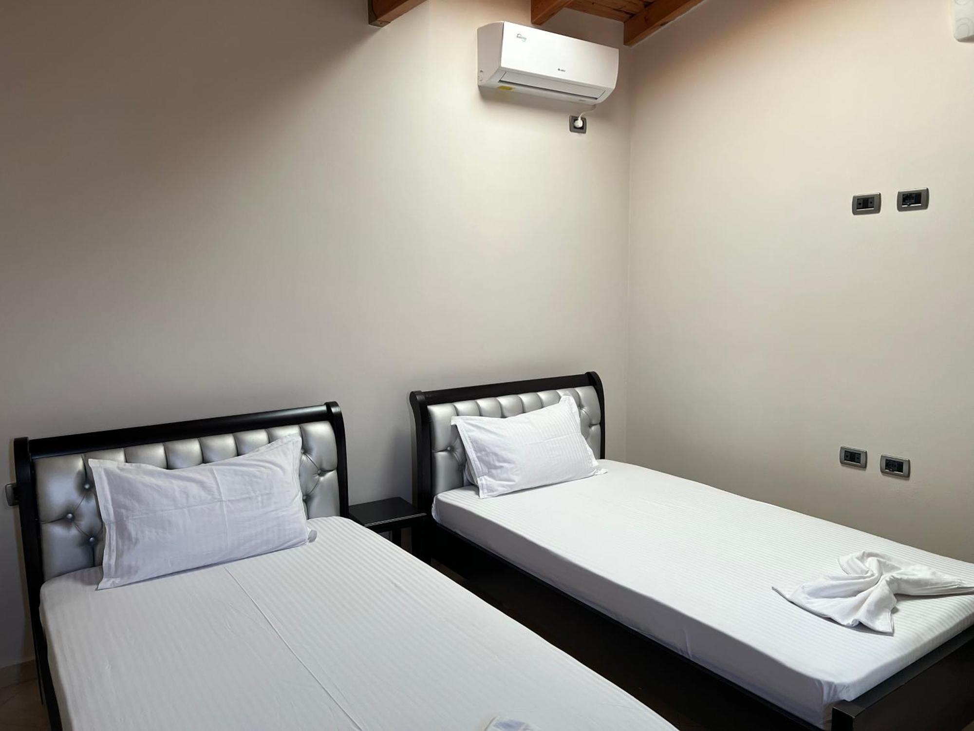 Amazing Familiar Apartments And Rooms Saranda Dış mekan fotoğraf