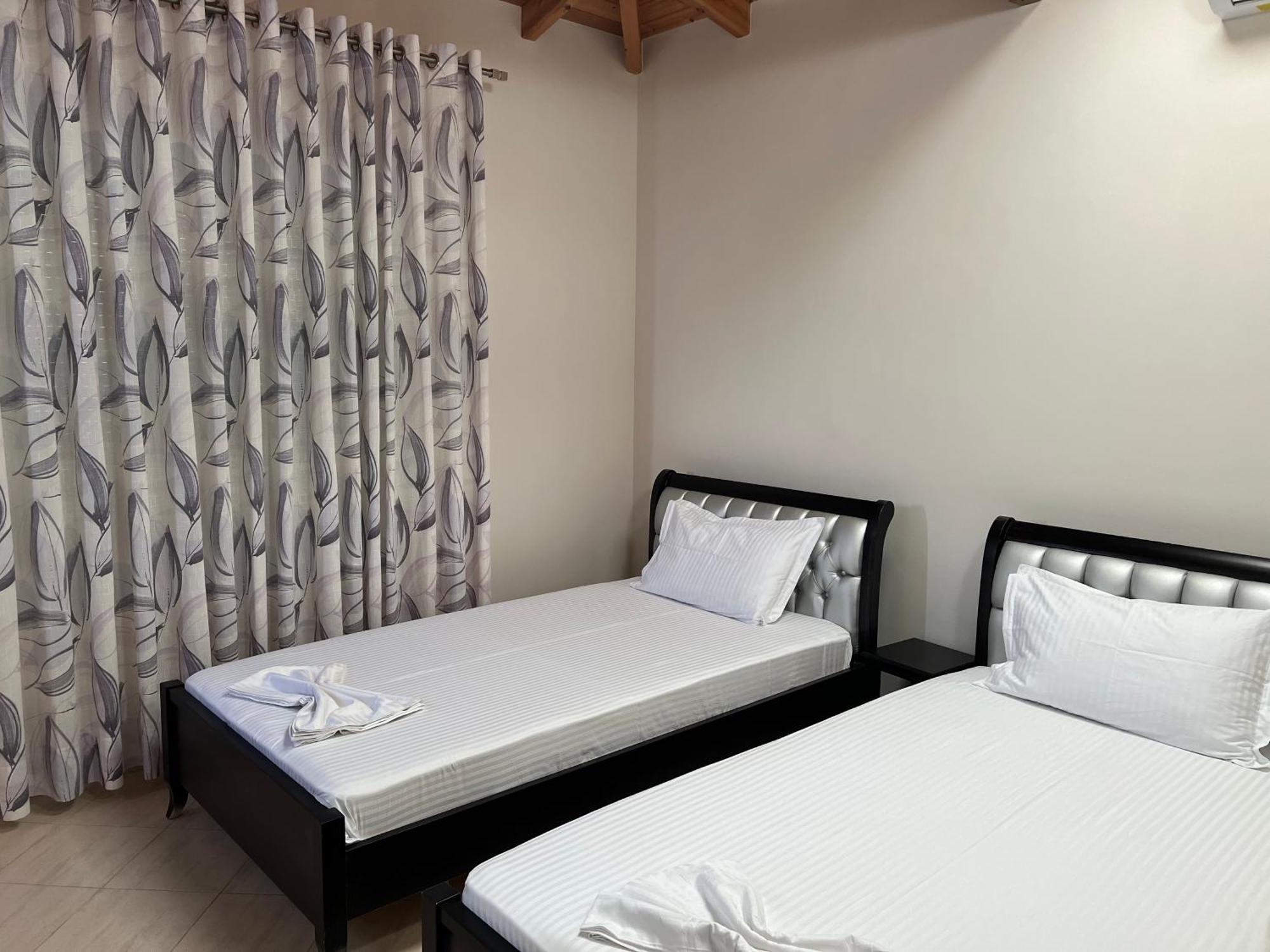 Amazing Familiar Apartments And Rooms Saranda Dış mekan fotoğraf