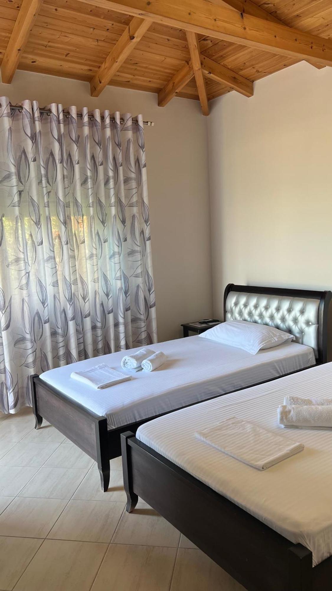 Amazing Familiar Apartments And Rooms Saranda Dış mekan fotoğraf