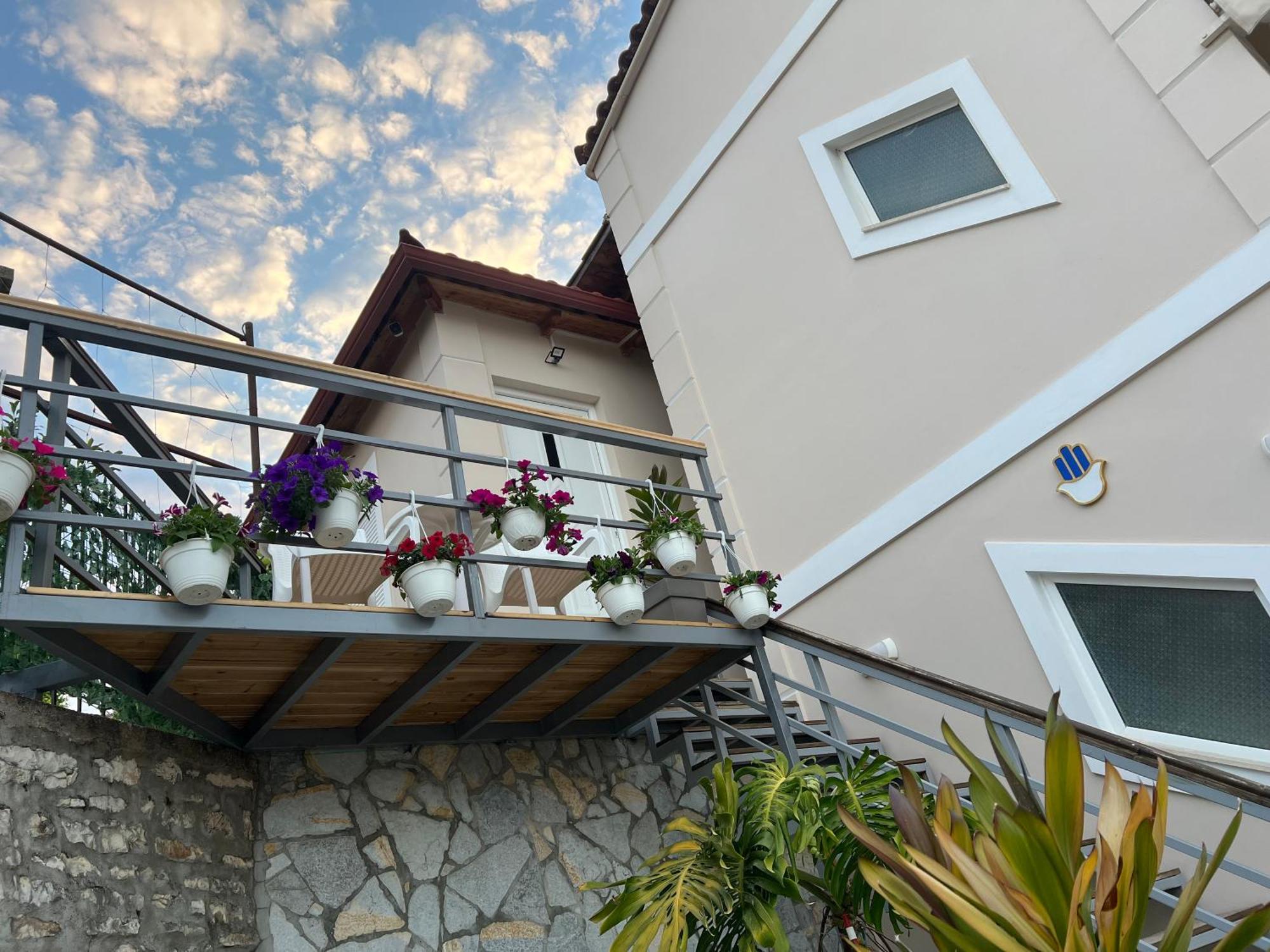 Amazing Familiar Apartments And Rooms Saranda Dış mekan fotoğraf